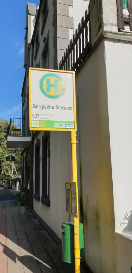 Hotel Bergische Schweiz Velbert Exterior foto
