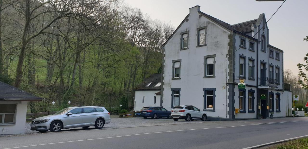 Hotel Bergische Schweiz Velbert Exterior foto